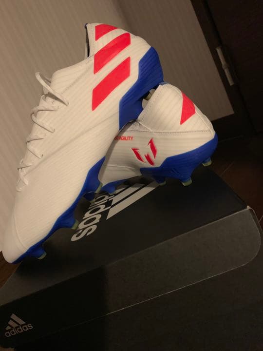 adidas アディダス