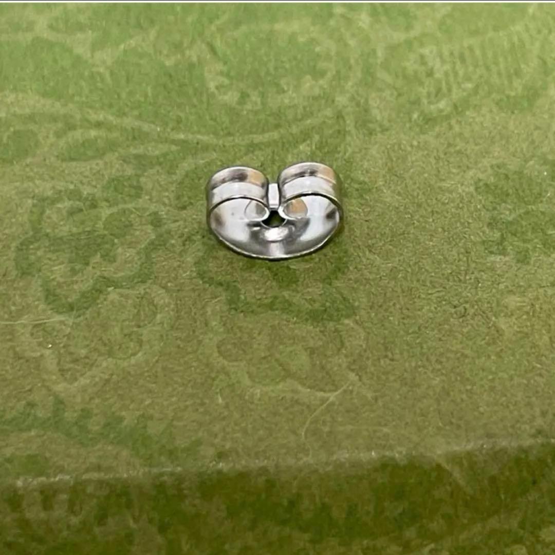 GUCCI スクエアGピアス片耳　Gロゴ　K18WG メンズ/レディース