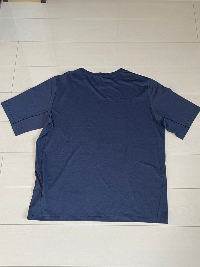 アークテリクス　コーマック　Tシャツ