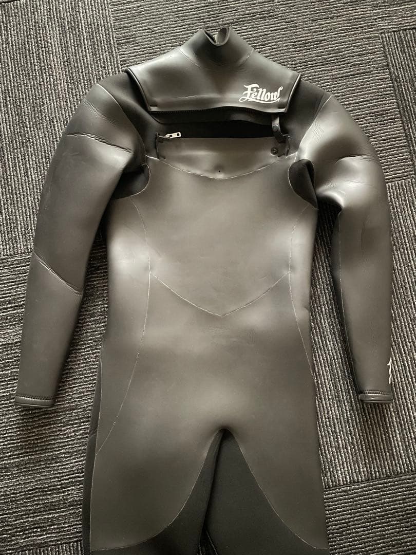 Fellow 新品セミドライスーツ 5×3ミリLサイズ