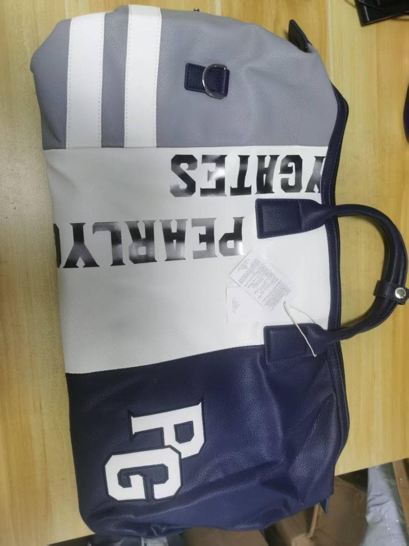 PEARLY GATES エンボロゴ配色ボストンバッグ