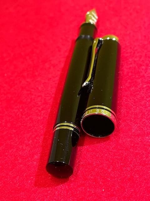ほぼ未使用品 ペリカン スーベレーン M805 ブラック EF 即日配送