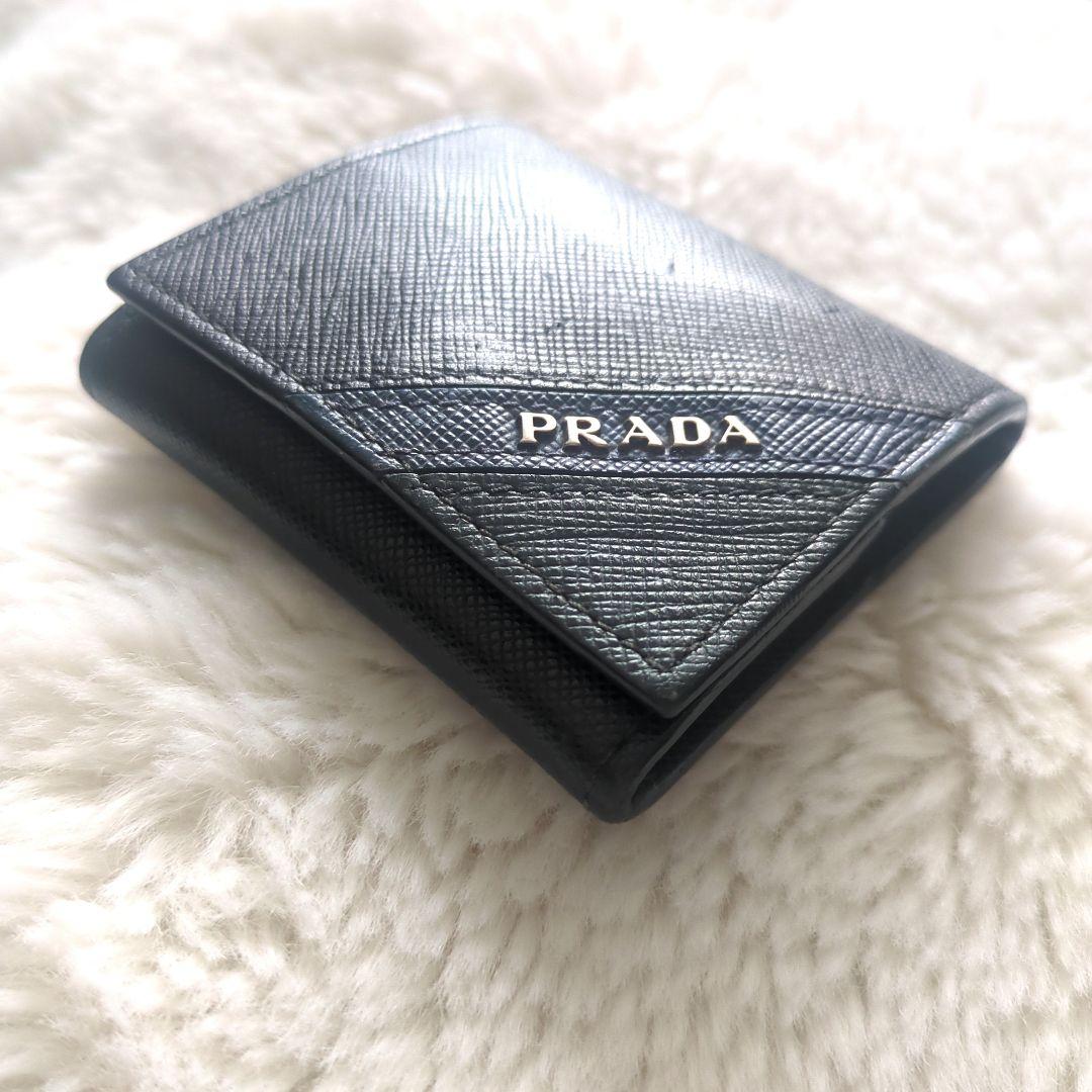 最終お値下げ！PRADA プラダ ケース