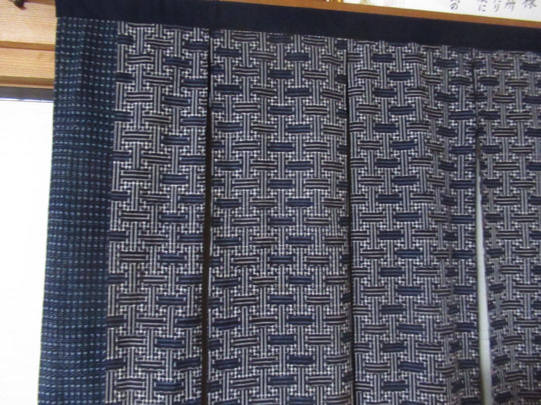 古布　絣の暖簾　ハンドメイド