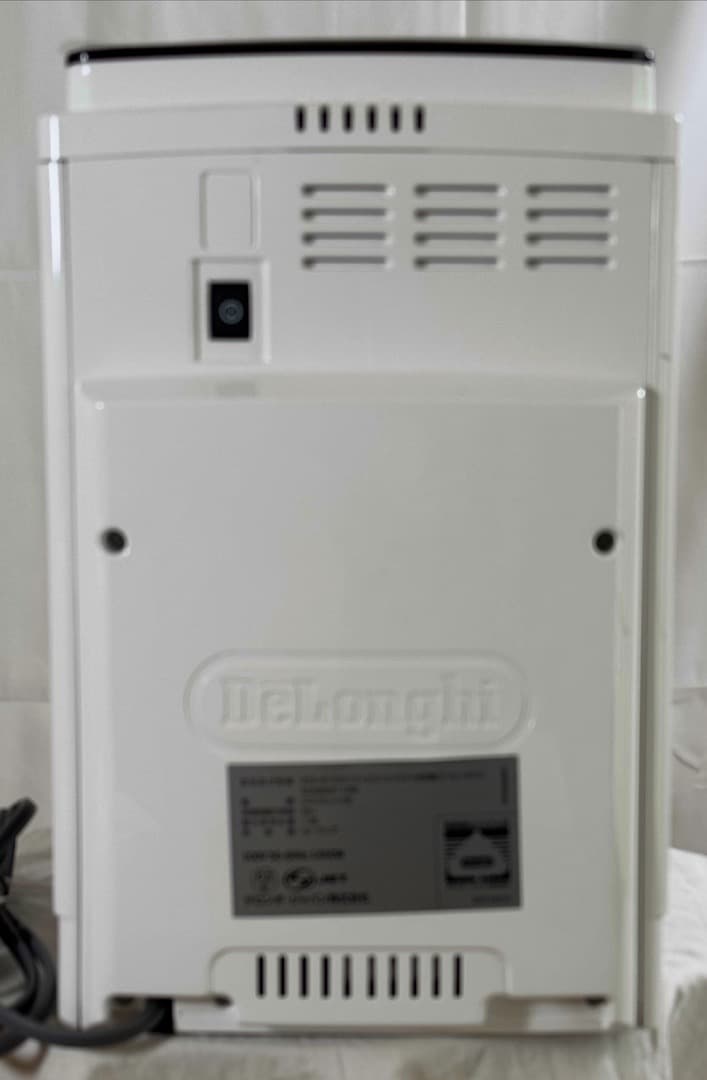 デロンギ マグニフィカS 全自動コーヒーマシン ホワイト