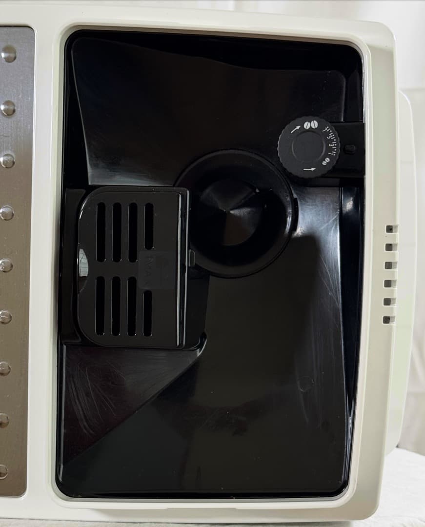 デロンギ マグニフィカS 全自動コーヒーマシン ホワイト