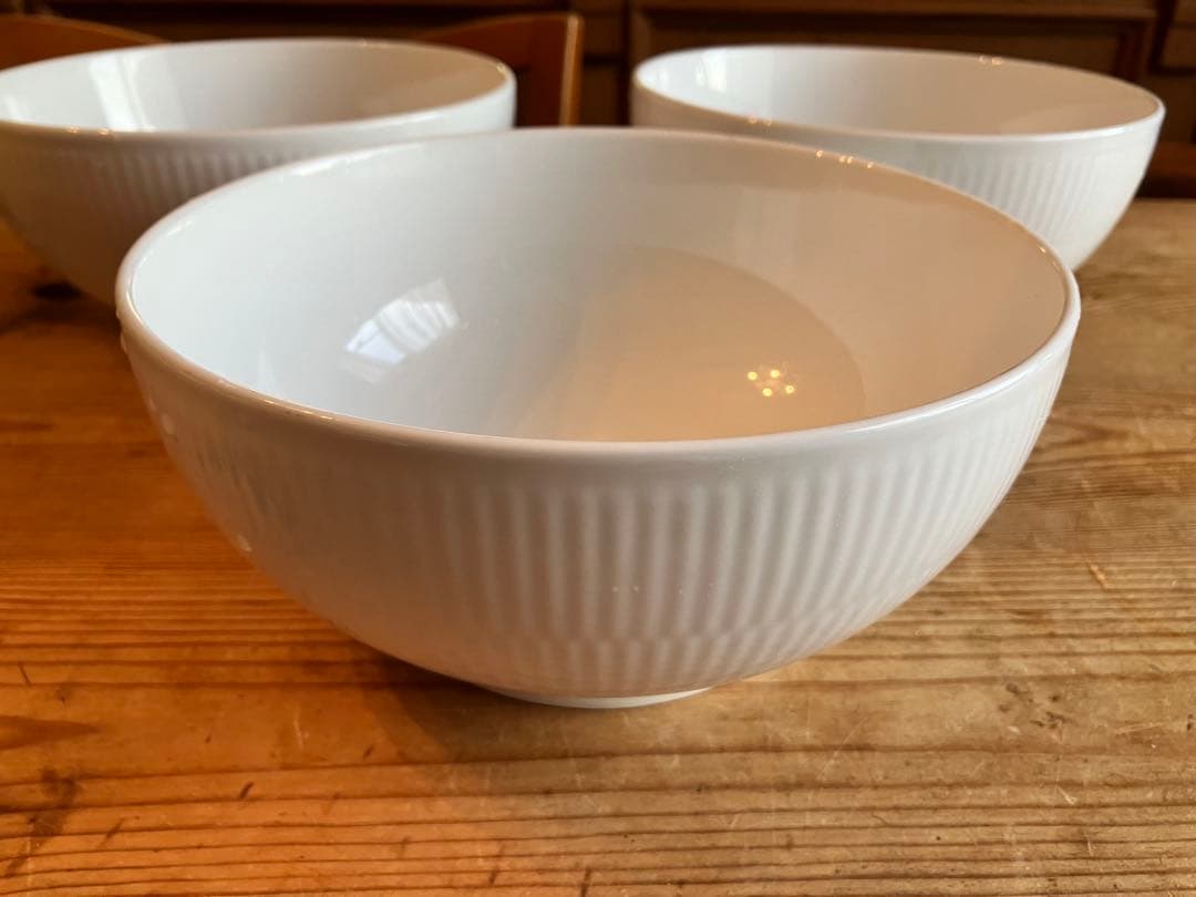 ロイヤルコペンハーゲン　ホワイトフルーテッド　18ボウル×3