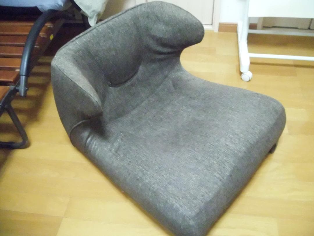 MTG スタイルドクターチェア風椅子　腰痛の人にいい椅子