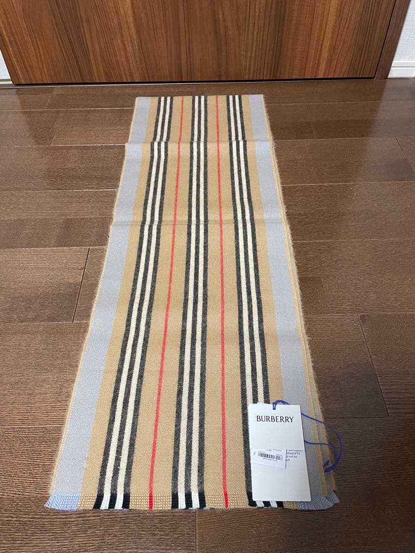 BURBERRY ストライプマフラー 新品タグ付き