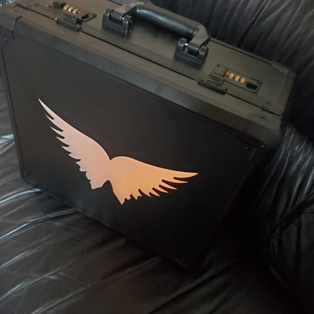 エンジェル アタッシュ ケース ANGEL シャンパン LED アルマンド　.