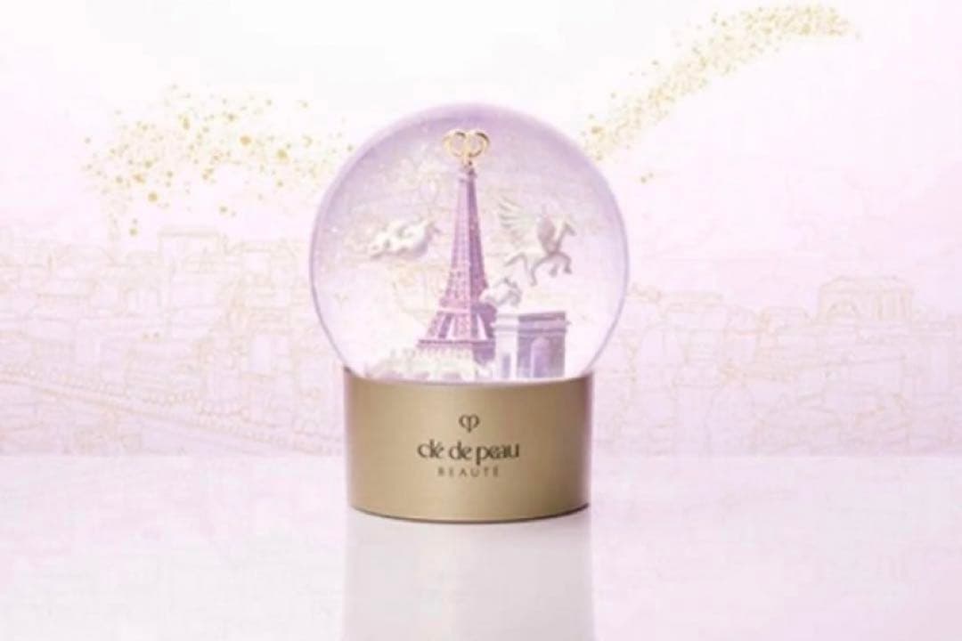 クレドポーボーテ　ノベルティ　スノードーム　クリスマス