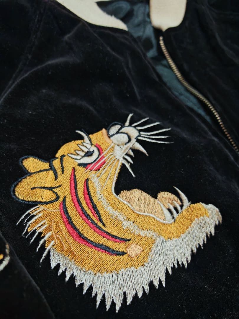 Japan vintage ２面用 別珍 虎 日本限定 unisex レーヨン