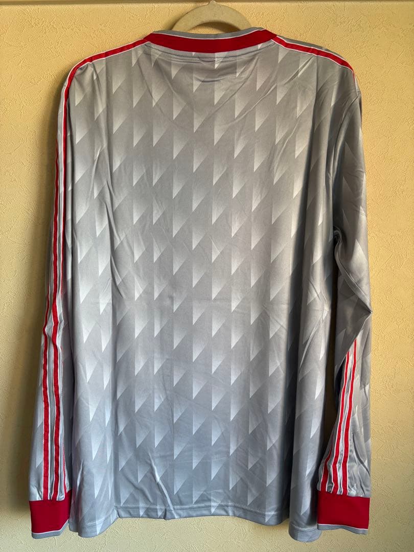 Liverpool adidas Candy ジャージ シルバー 89-91