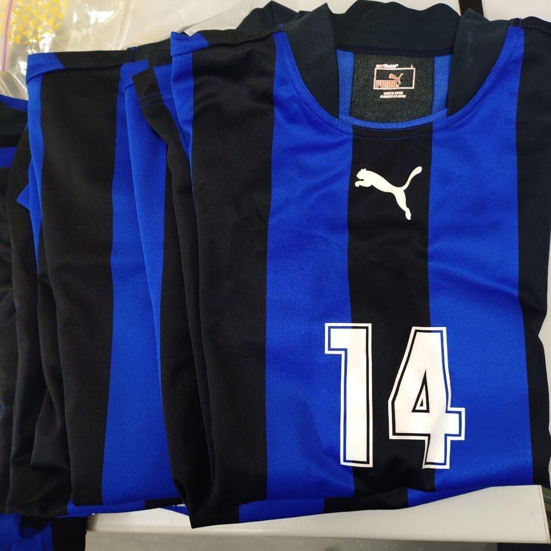 PUMA サッカーゲームシャツセット 青黒 14〜19