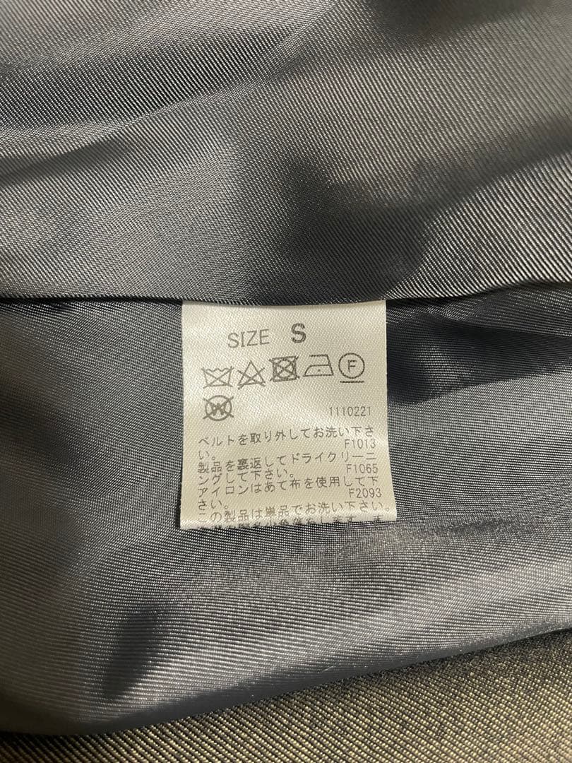 AMERI アメリ　MINIMAL FLARE LONG TRENCH COAT