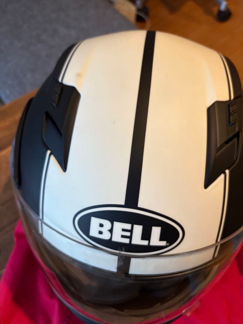 bell リボルバーエボ　ホワイト/ブラック