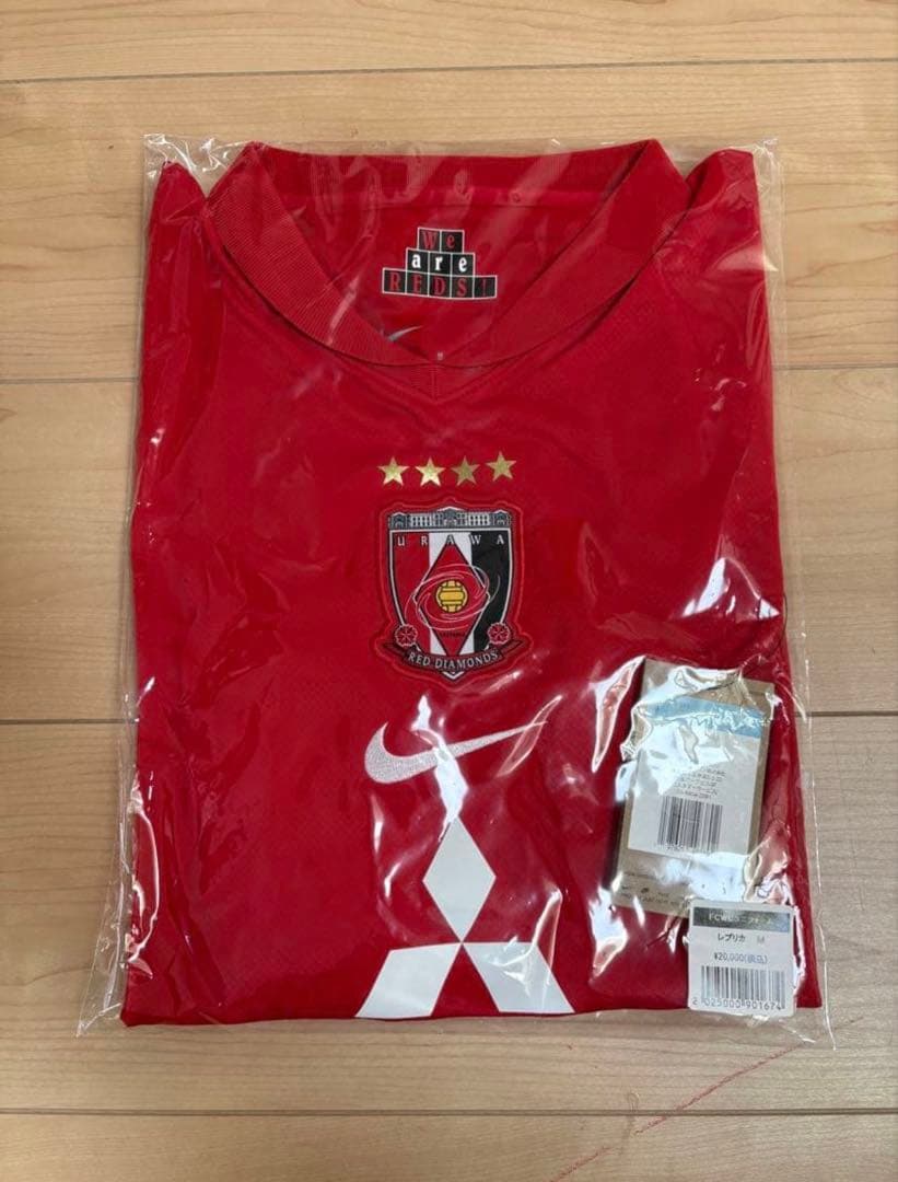 浦和レッズ　　FCWCユニフォーム　レプリカ　M