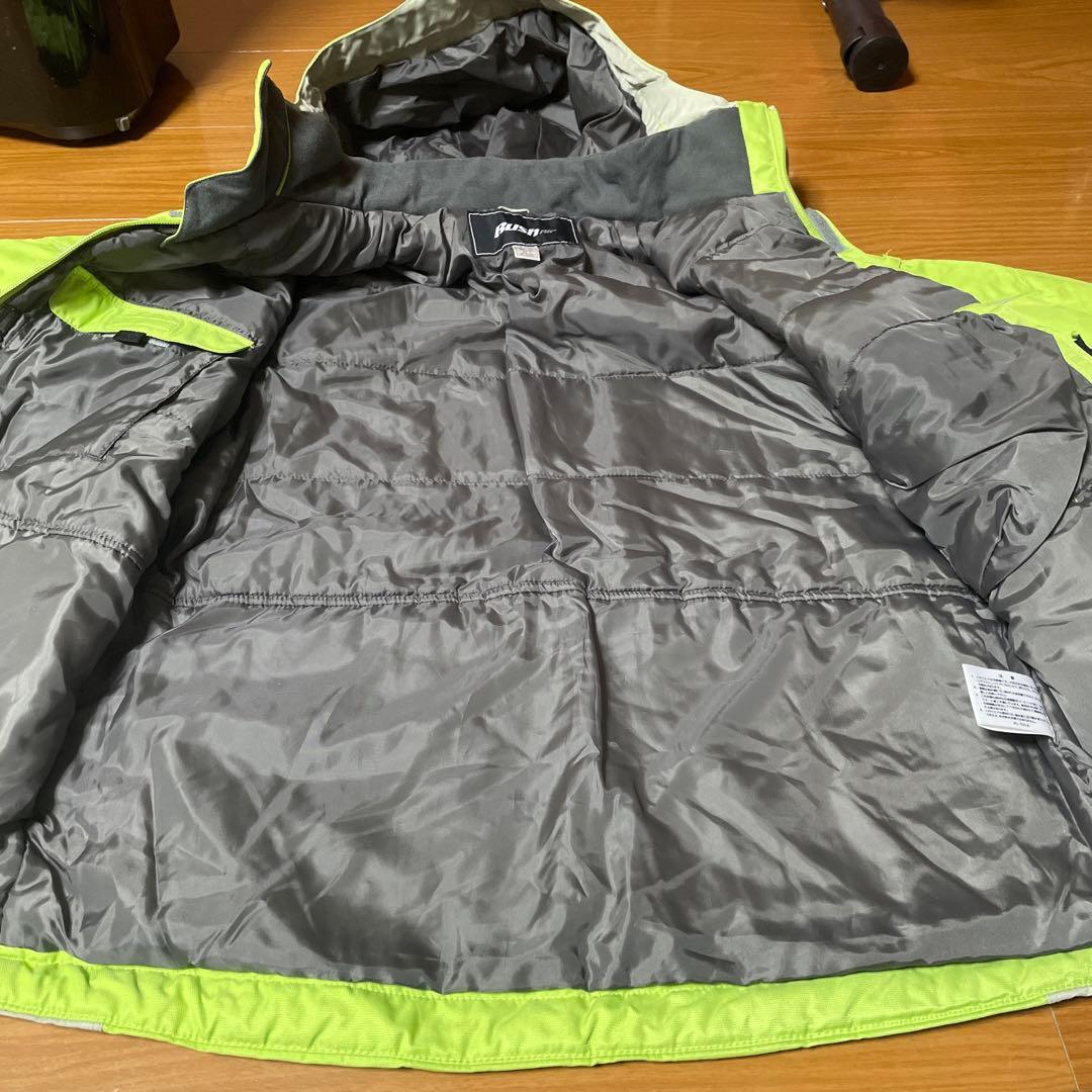 Rush air オンヨネ　スノーボードウェア M