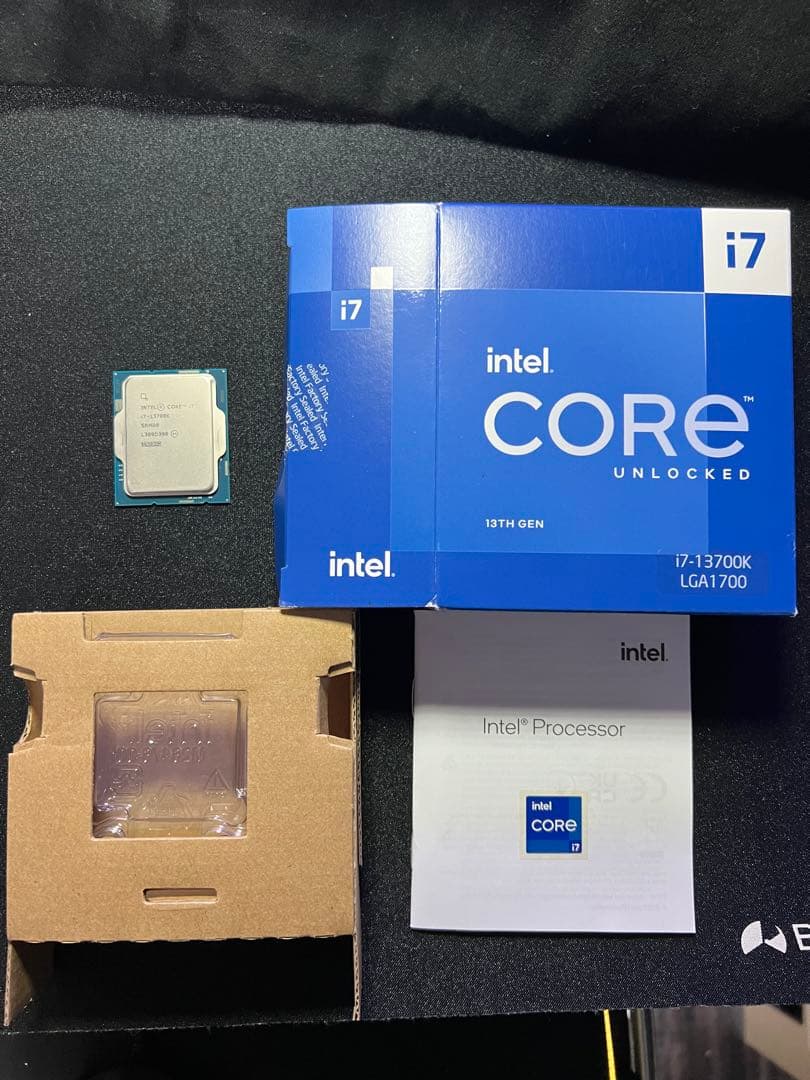 インテル CPU 第13世代 i7-13700K