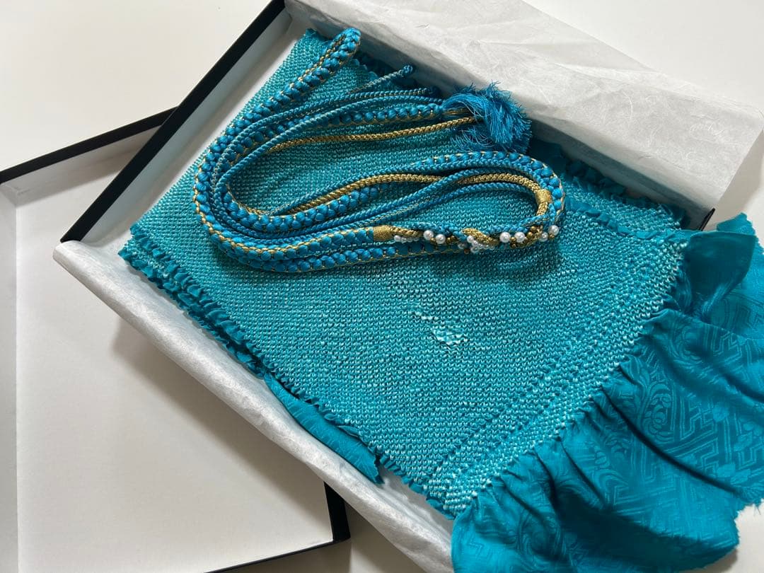 【 最終値下げ 】 豪華振袖５点セット！！　秋山庄太郎　バラに蝶柄　１９３