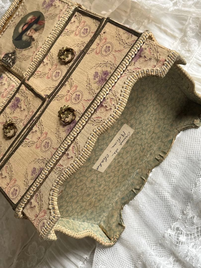 アンティークブロカントフレンチフランスカルトナージュボックスローズ布箱チェスト