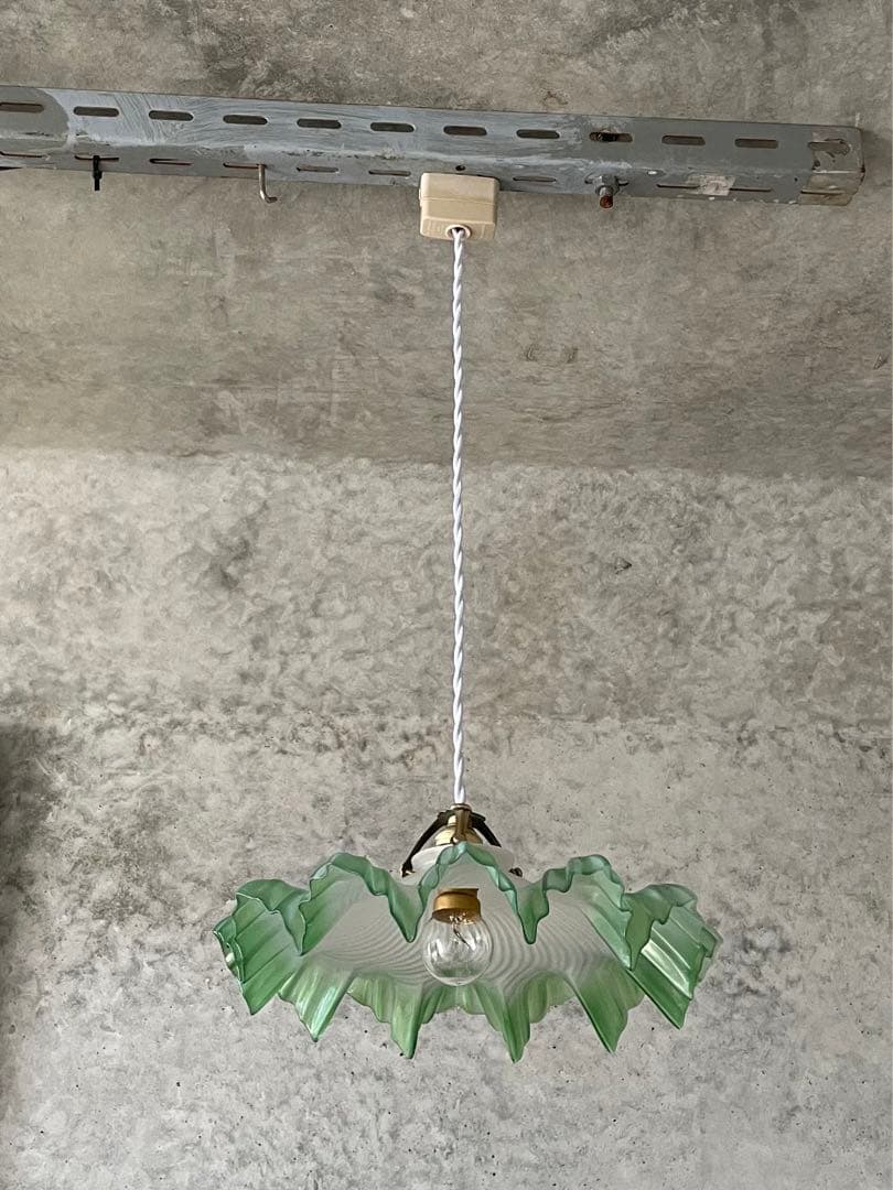 74. 40’s フランスアンティーク　古民家 ガラスシェードペンダントランプ