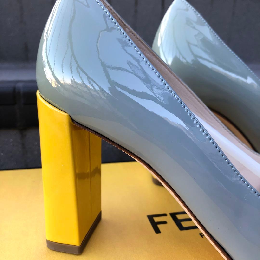 【新品】FENDI エナメル 水色／イエローハイヒールパンプス サイズ36