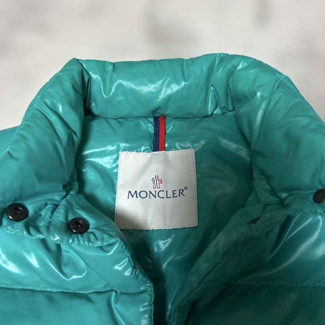 モンクレール　レディース　ダウンベスト