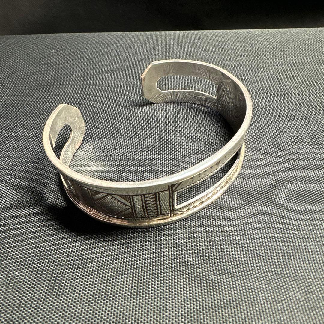 Adawat'n Tuareg　イフリ トゥサハト