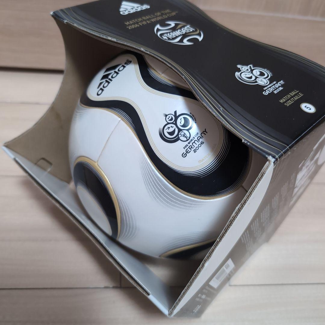 未使用　adidas TEAMGEIST 2006年 ドイツワールドカップ公式球