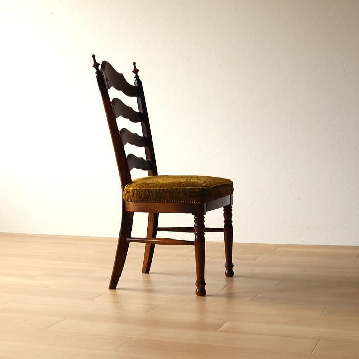 ヴィンテージ カリモク ダイニングチェア レトロ ベロア 鋲打