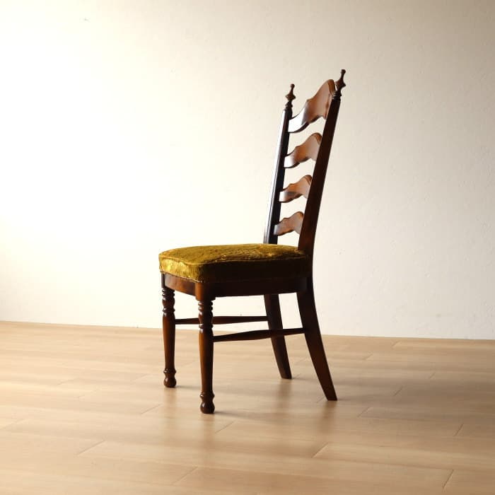 ヴィンテージ カリモク ダイニングチェア レトロ ベロア 鋲打