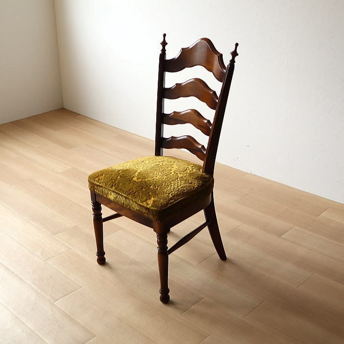 ヴィンテージ カリモク ダイニングチェア レトロ ベロア 鋲打