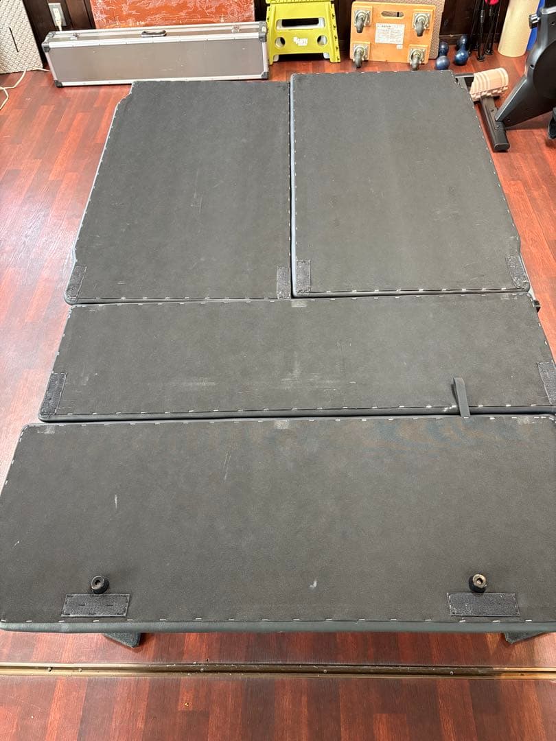 ノア80系7人乗り車専用ベッドキット