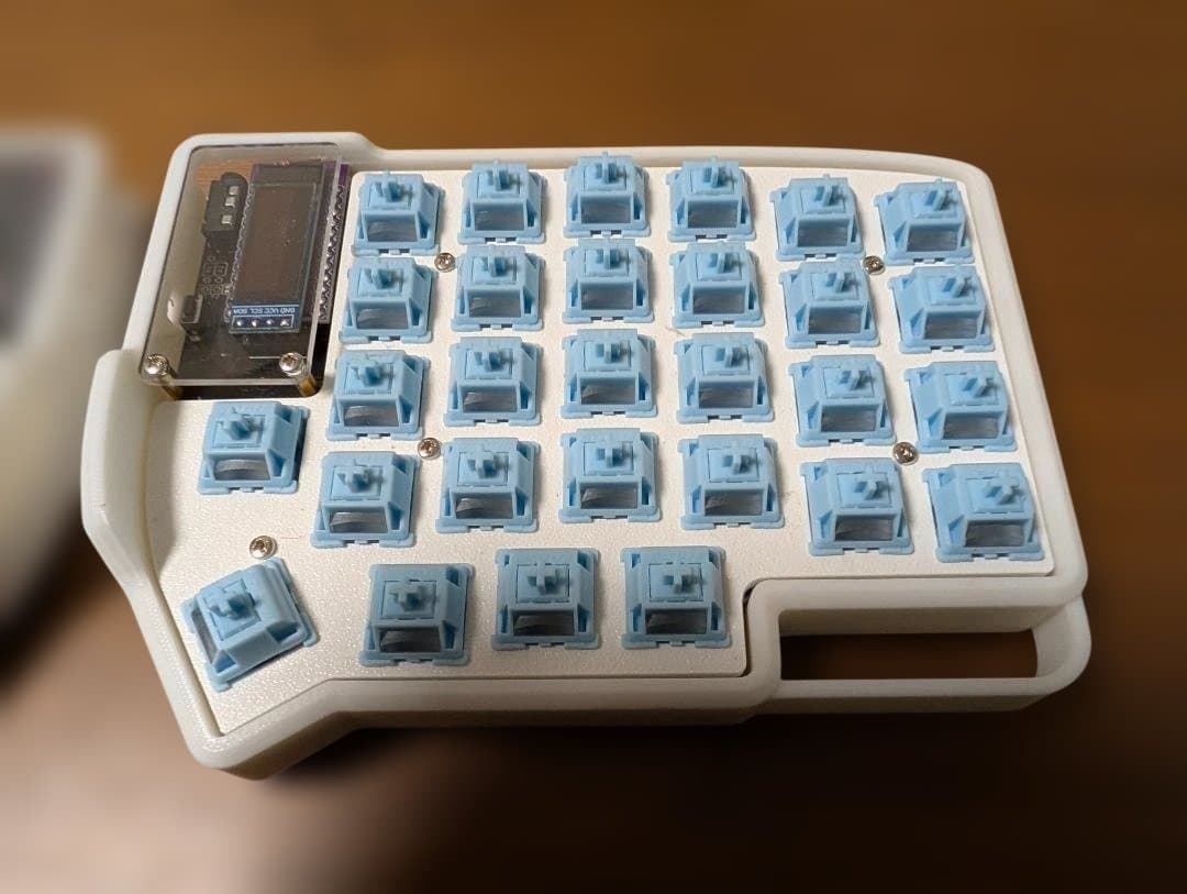 Lily58 Pro 自作分割メカニカルキーボードVial対応