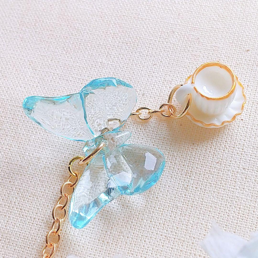 SOLD◆ ハンドメイド タッセル バッグチャーム キーホルダー アリス 蝶