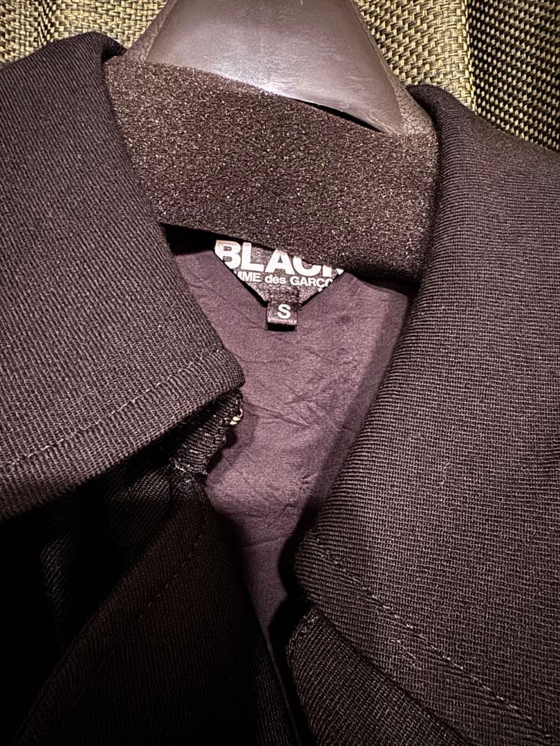 ブラックコムデギャルソン　コート　22aw