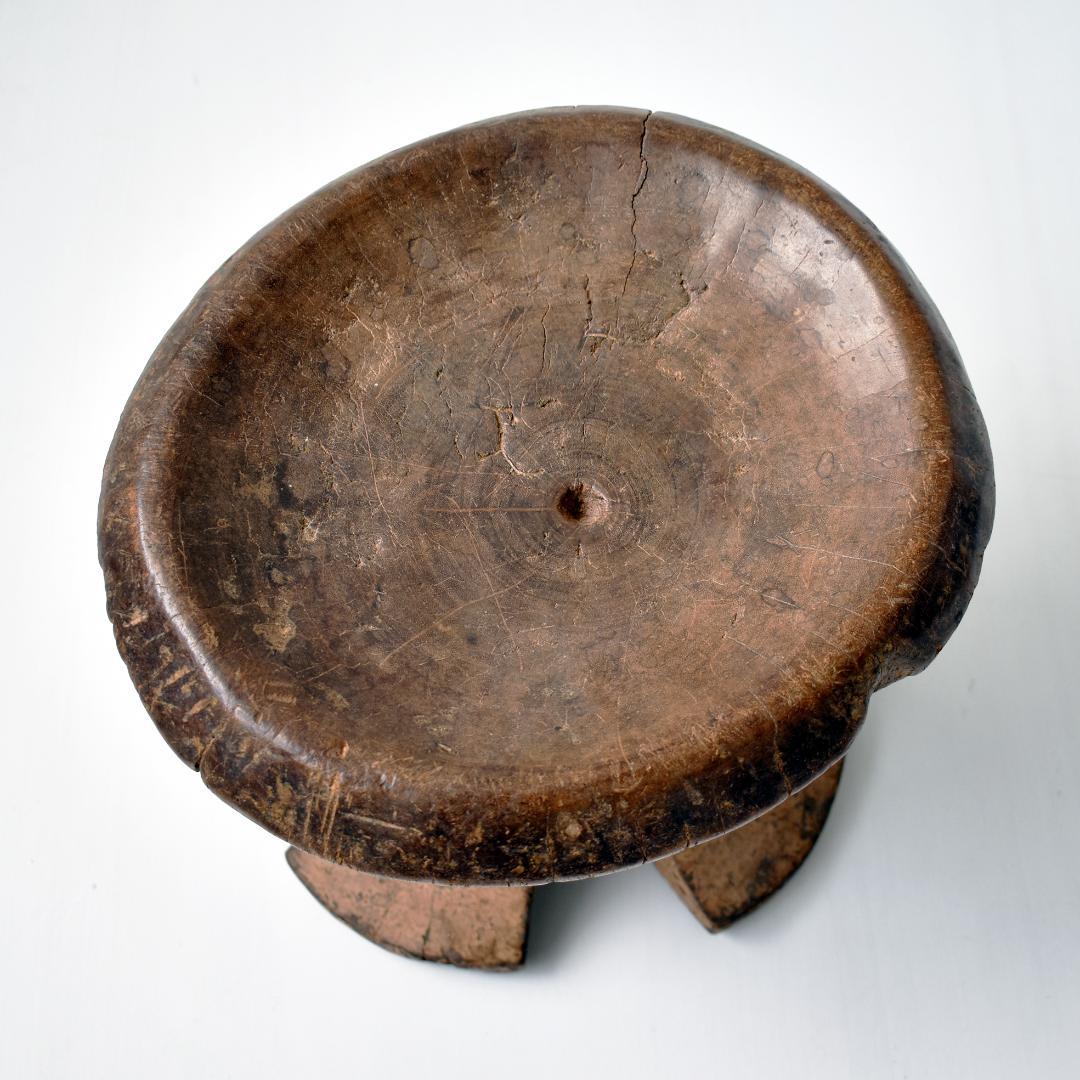 アフリカ カメルーン 20世紀中頃 木製 椅子 スツール /部族 民族民具 彫刻