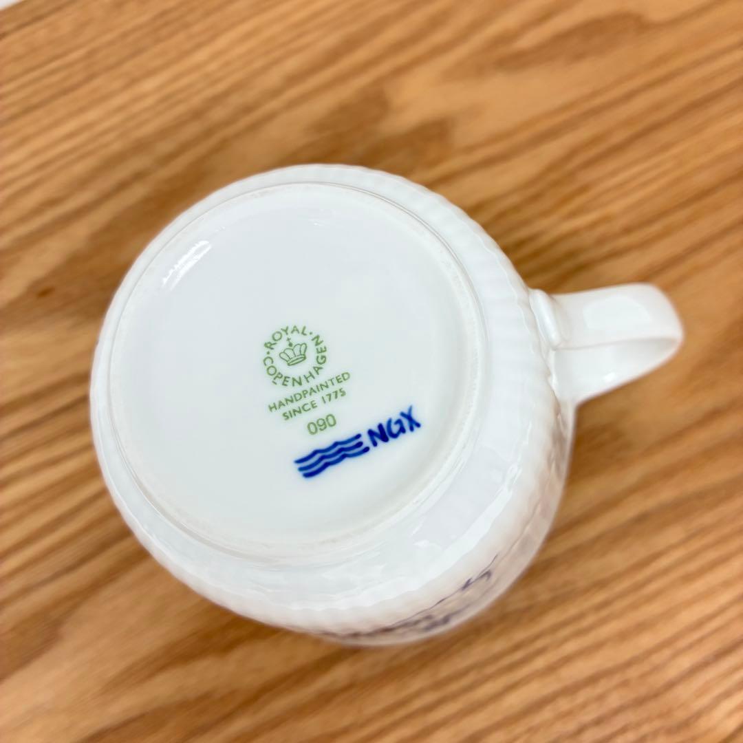 ロイヤルコペンハーゲン ブルーフルーテッド アルファベットマグ M イニシャルN