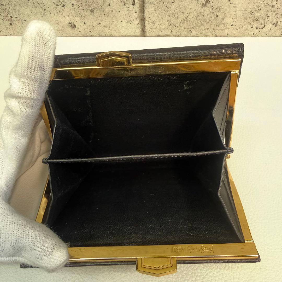 ま*ん様 Yves Saint Laurent 二つ折り財布 クロコ型押しレザー