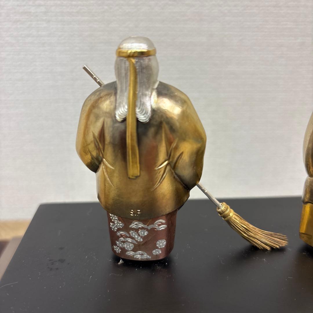武比古作　彩色彫金高砂人形 銀仕上 金属製 高砂 ガラスケース 置物 オブジェ