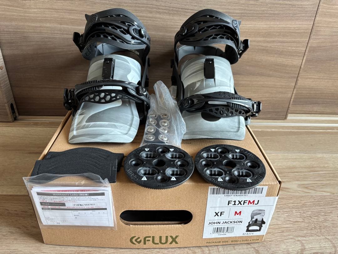 FLUX XF Mサイズ　20-21モデル　ジョンジャクソンモデル　フラックス