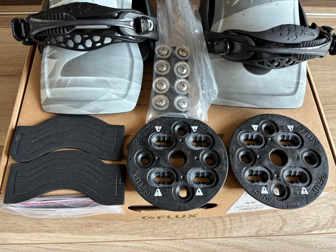 FLUX XF Mサイズ　20-21モデル　ジョンジャクソンモデル　フラックス