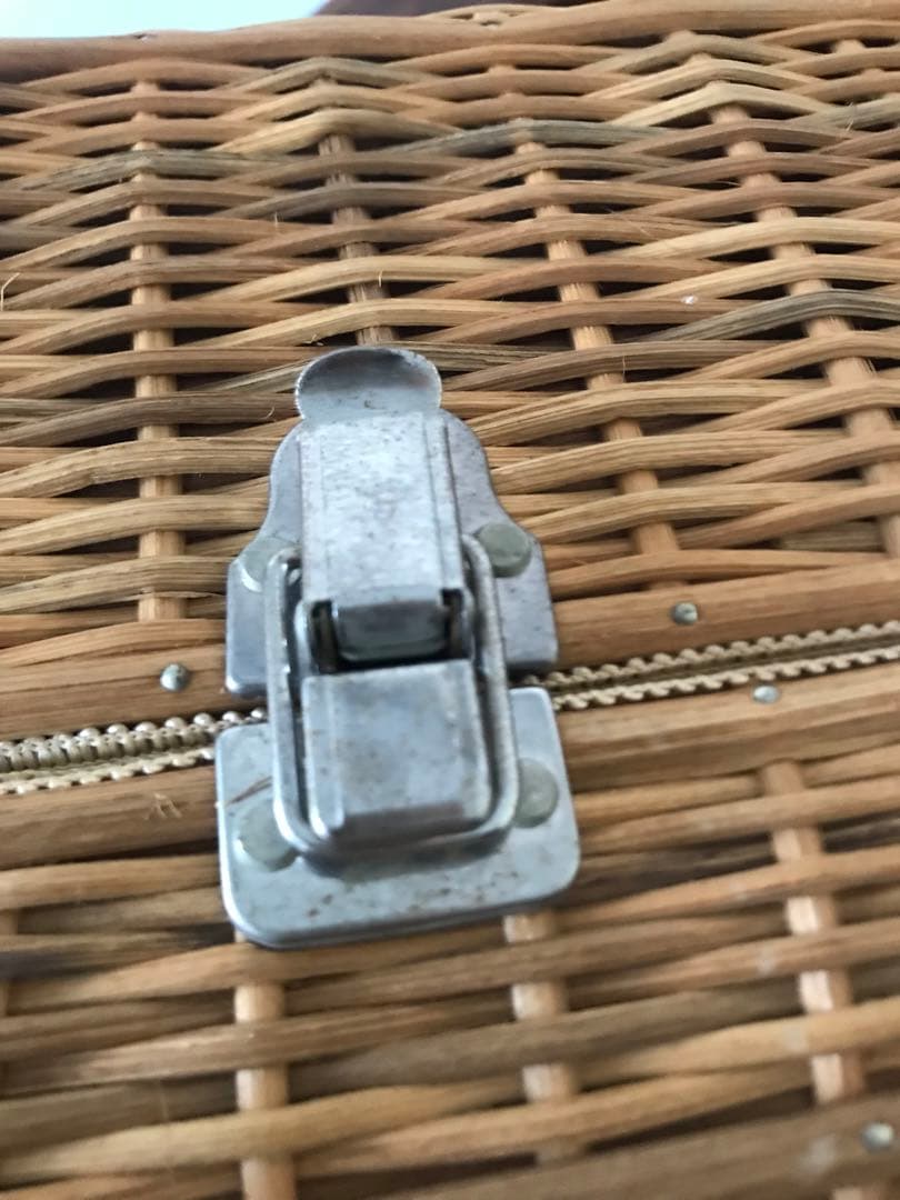 【アンティーク 】籐籠　ピクニックバスケット　内布付き