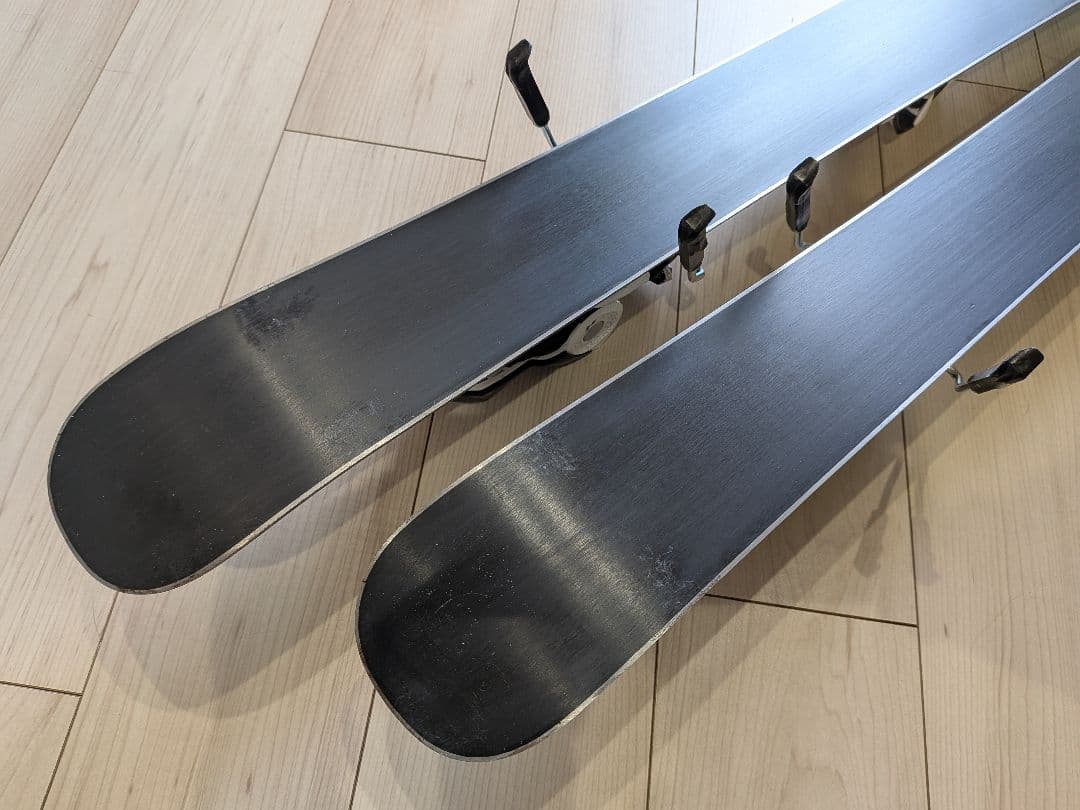 ROSSIGNOL SASSY99cm ロシニョール ショートスキーボード 99