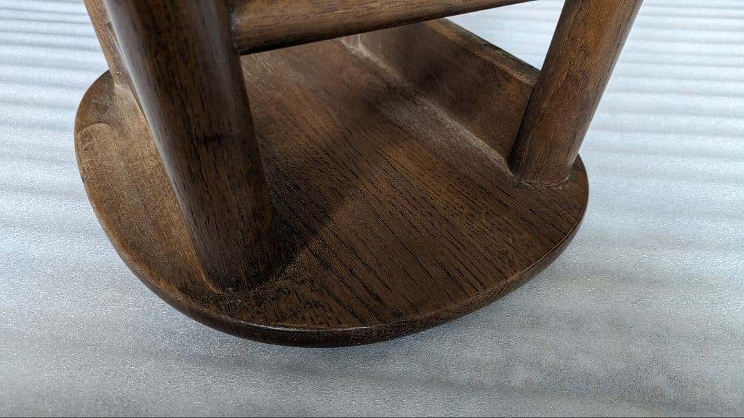 カリモク　丸椅子　木製スツール　腰掛け