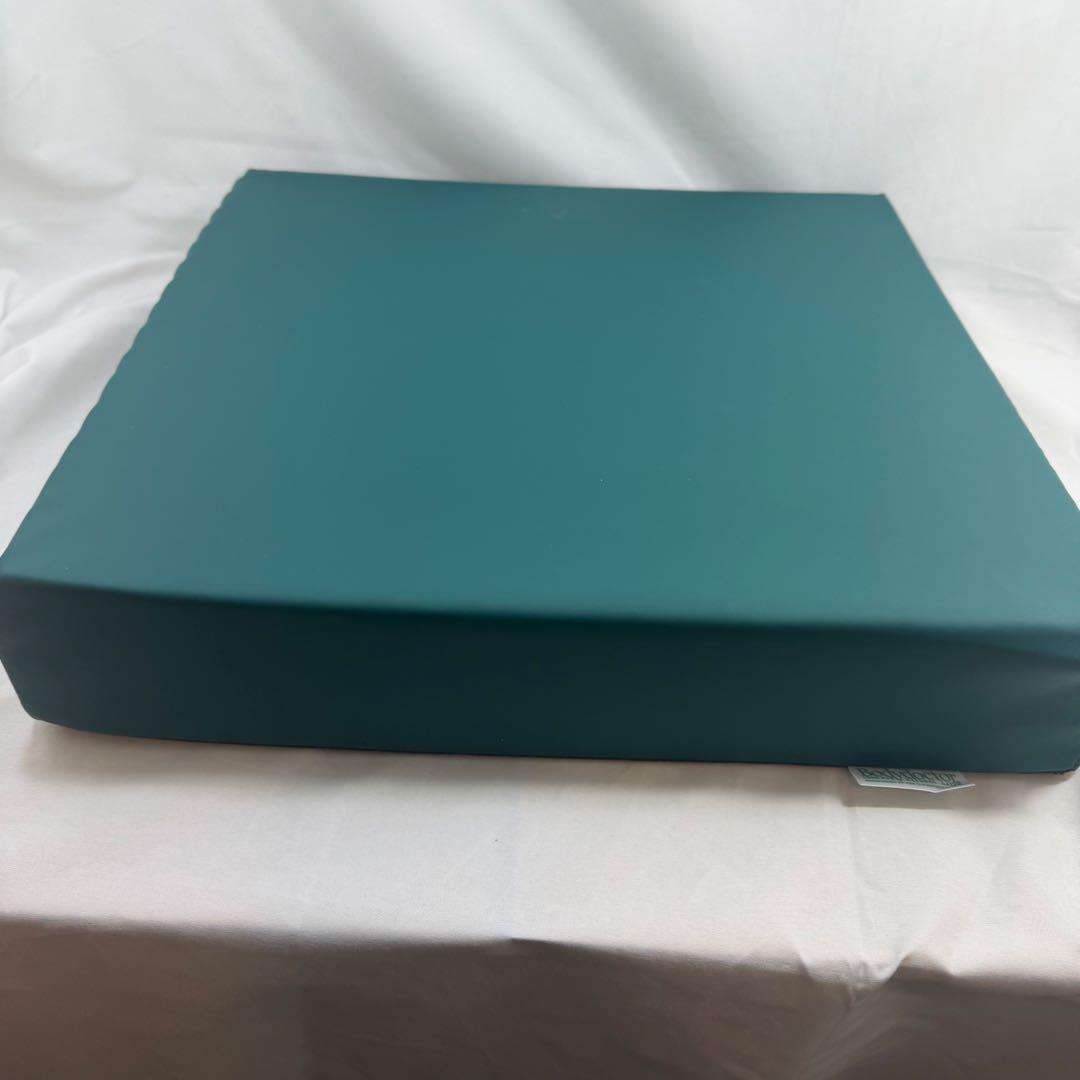 Bodydoctor クッション 7.5㌢厚 天然ラテックス 使用ボディドクター