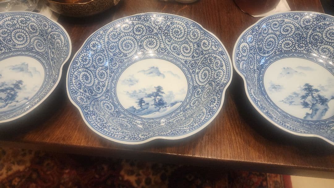 伐太郎窯　染付　濃唐草　見込枚水　輪花7寸鉢　3枚　値引き中