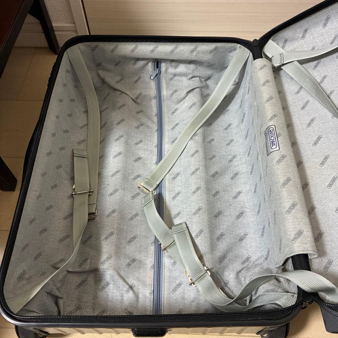 Rimowa 黒 キャリーケース 2輪タイプ
