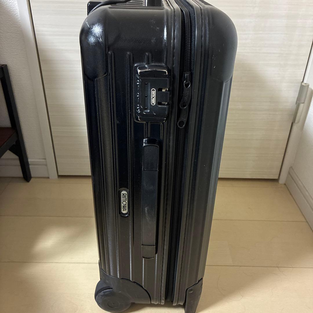 Rimowa 黒 キャリーケース 2輪タイプ